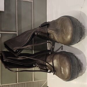 Moncler Mens Leather mid calf boots. Like new worn once.